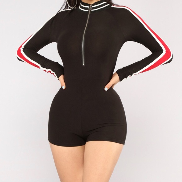 Fashion Nova Pants - Fashion Nova Women’s Long Sleeve Romper Sz Small